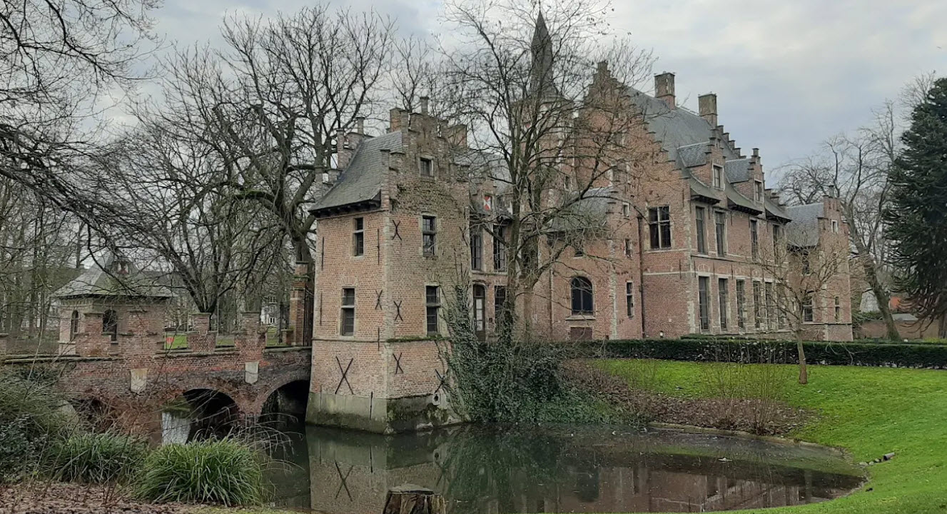 Walburg Castle, Belgium
